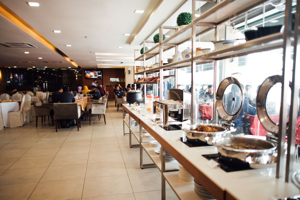 Sfera Hotel 30/59