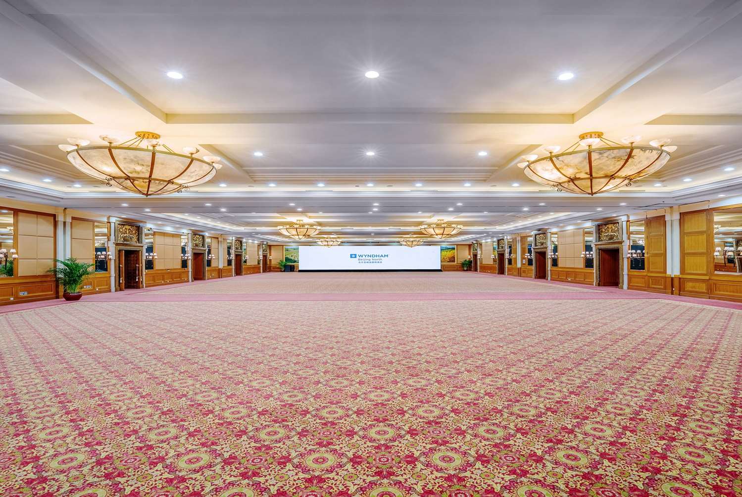 Wyndham Beijing North 32/42