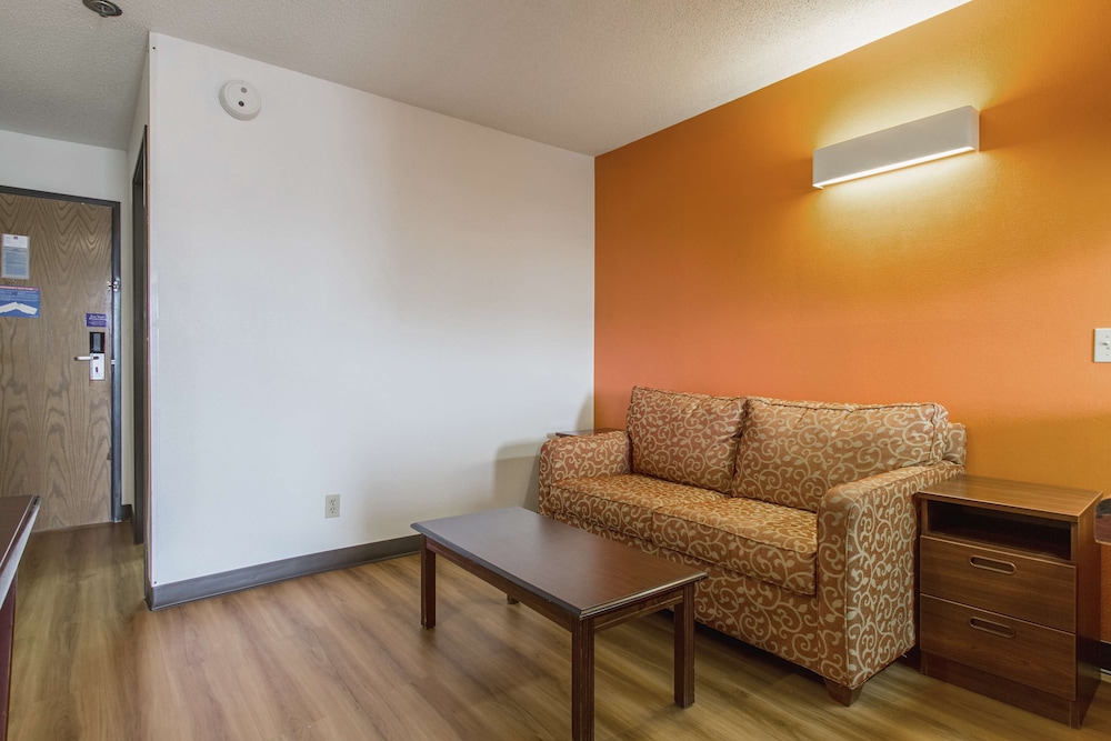 Motel6 Streetsboro, OH 38/52