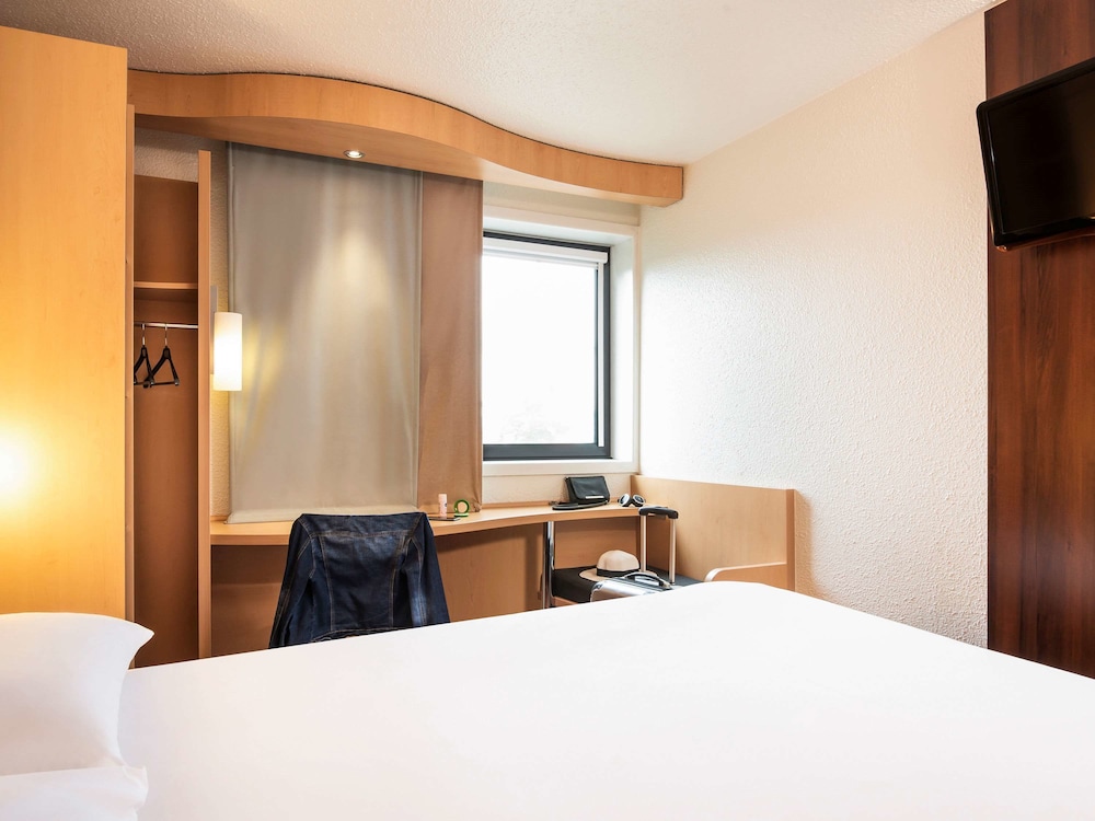 Ibis Creteil 17/68