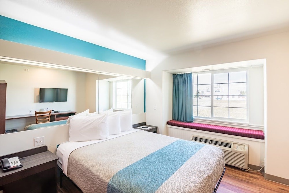 Motel6 Idaho Falls, ID - Snake River 26/56