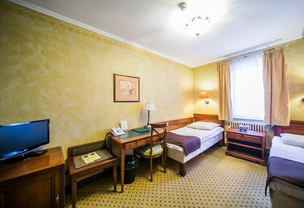 HOTEL OPERA 6/44
