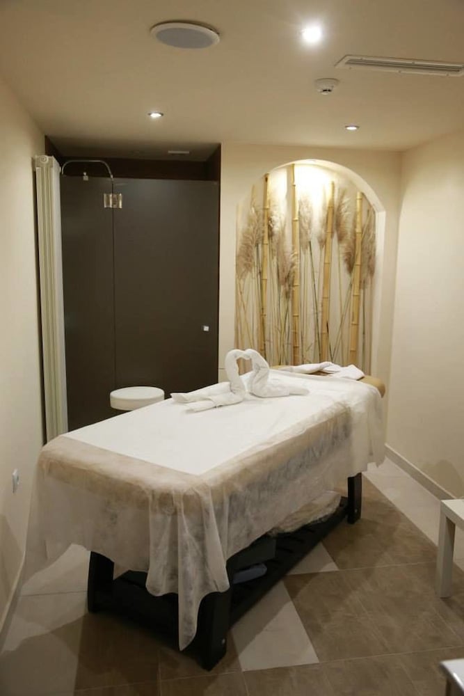 HOTEL COMPLEX ZARA RESORT & SPA 17/54