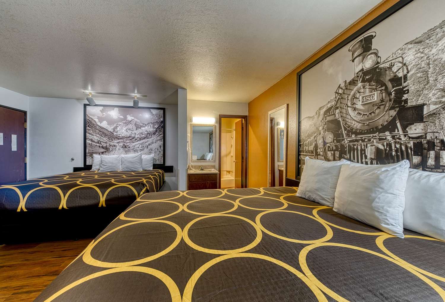 Super 8 By Wyndham Alamosa 5/51