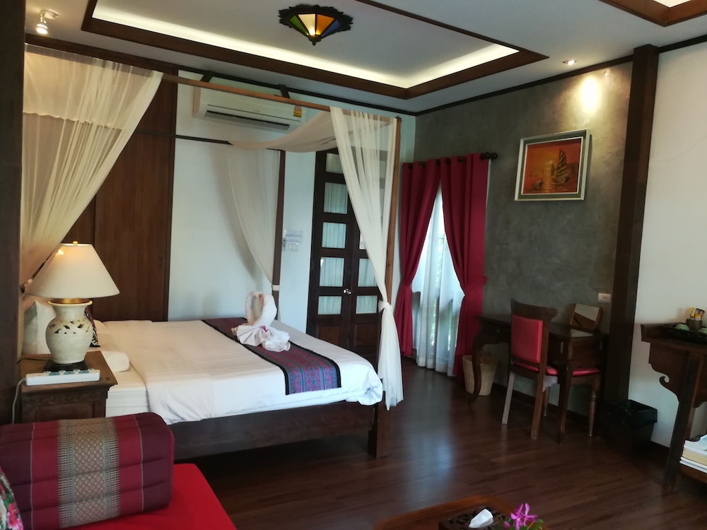Hongkhao Village 14/100