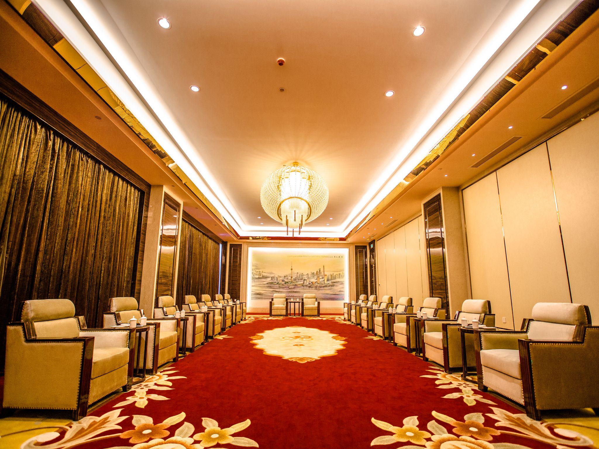 Fuyue Hotel 44/52