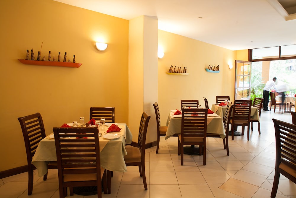 GORILLAS LAKE KIVU HOTEL 29/49