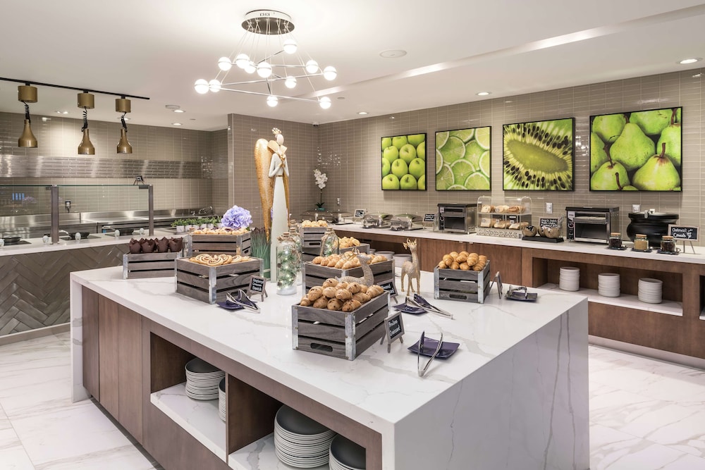 Homewood Suites By Hilton Ottawa Downtown 49/66