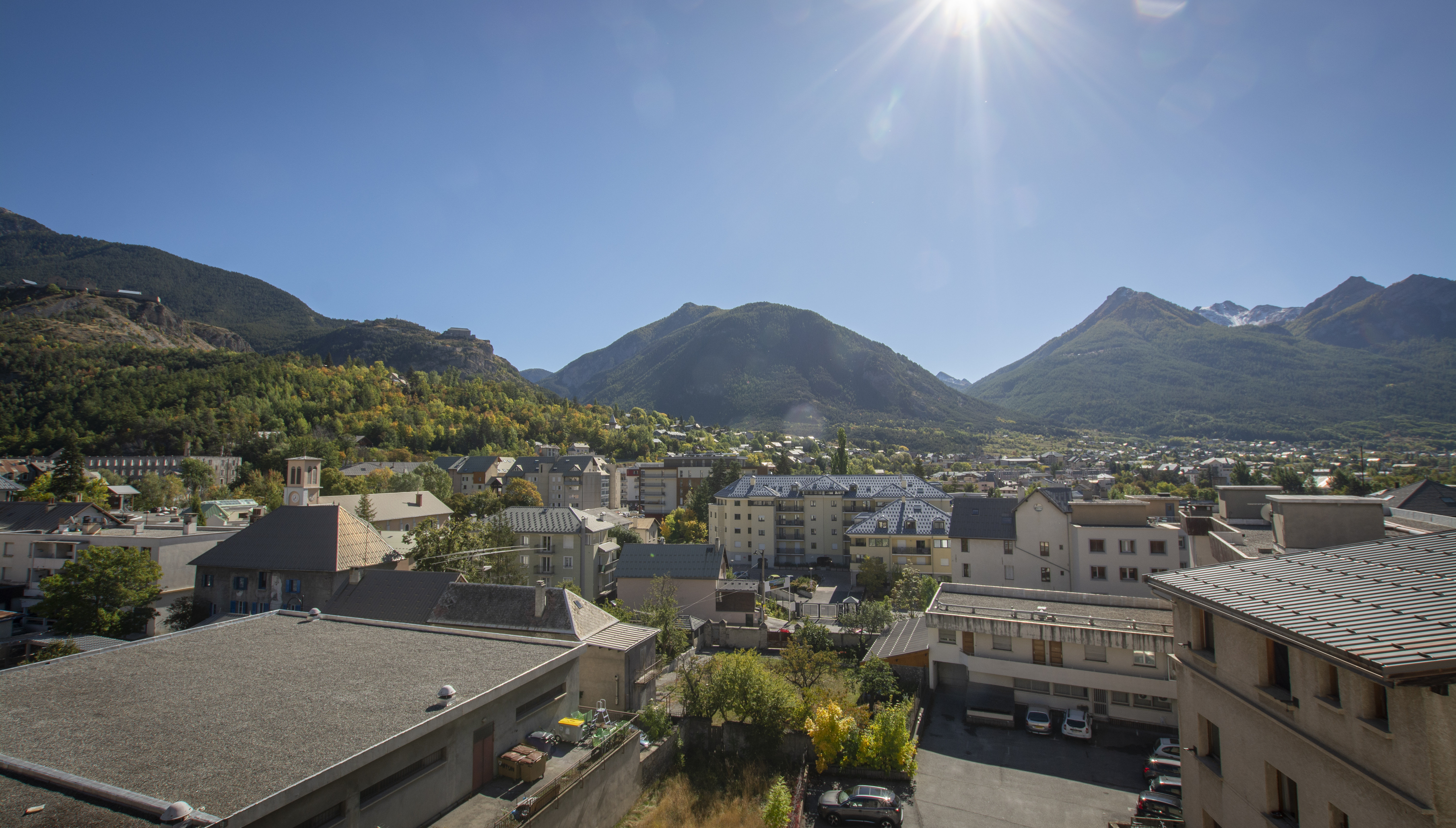 Hotel Mont Brison 38/43