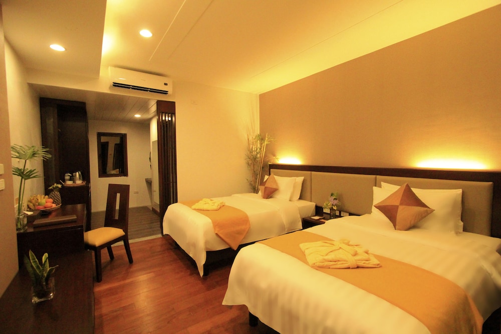 Coron Soleil Garden Resort 18/68