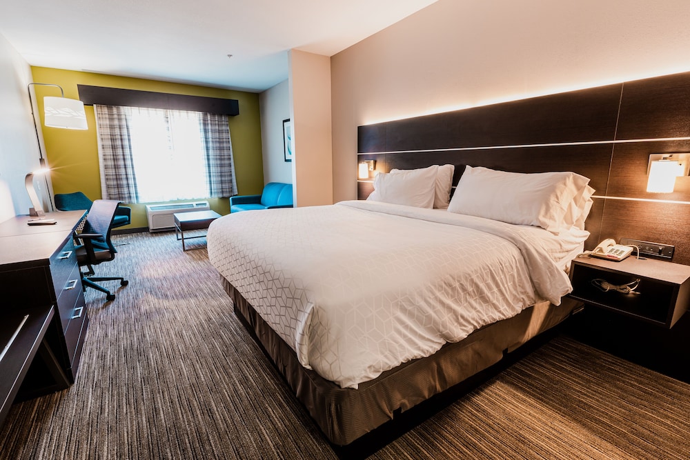 Holiday Inn Express Hotel & Suites Hamburg 12/47