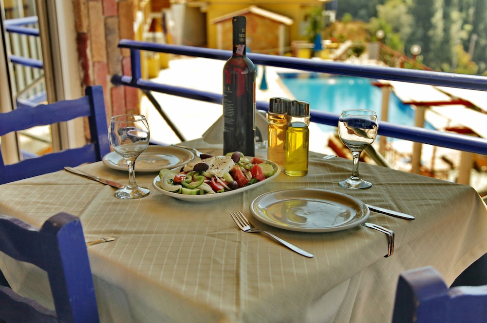 Politia Hotel 36/47