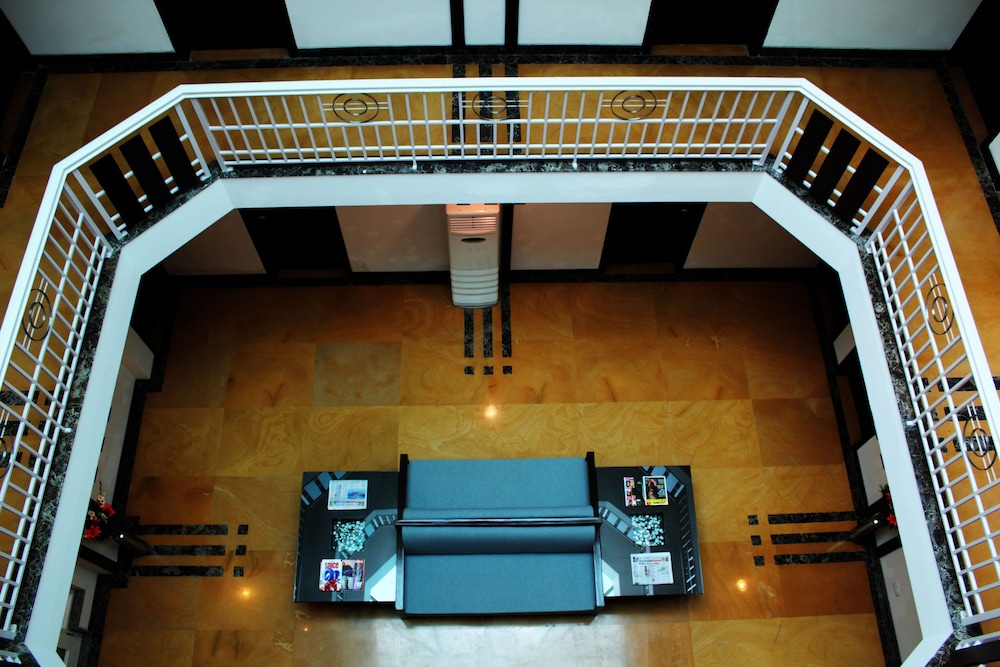 Stately Suites Mg Road 25/39