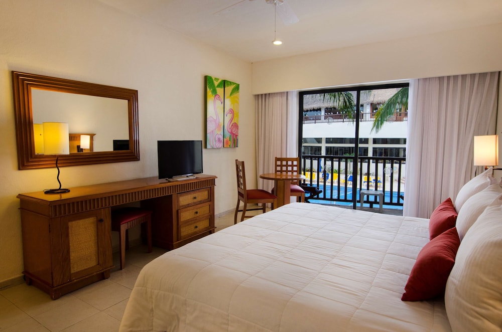 The Reef Coco Beach Resort & Spa – Optional All Inclusive 16/66