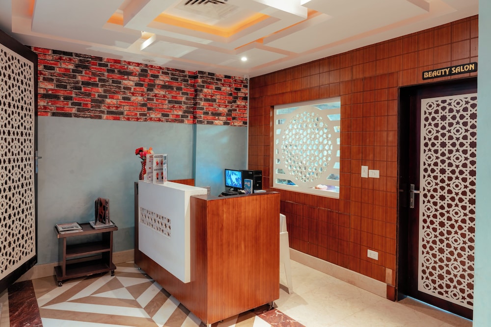 Royal Star Beach Resort 9/50