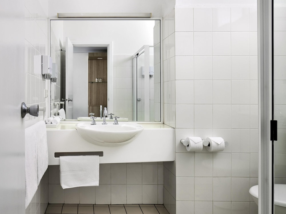 Ibis Styles Tamworth 46/51