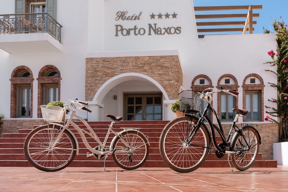 Porto Naxos 6/56