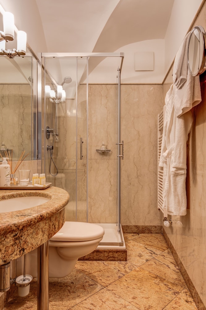 Hostel Santini Prague 48/50