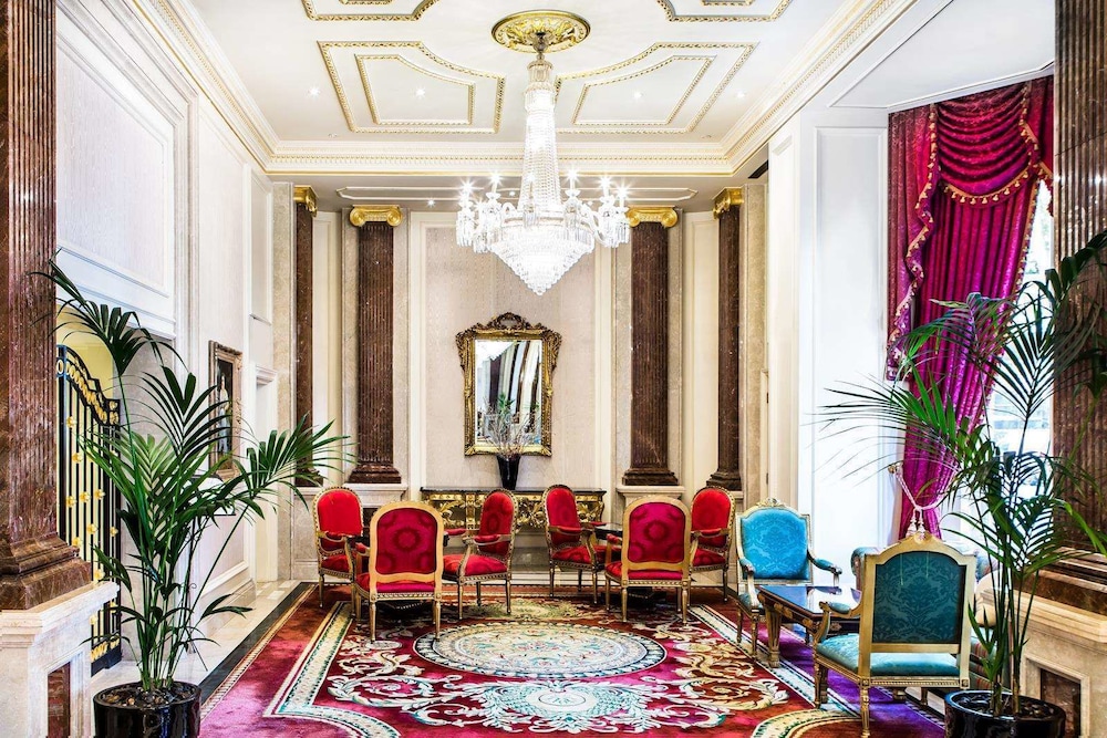 Lobby at The Bentley London, LONDON