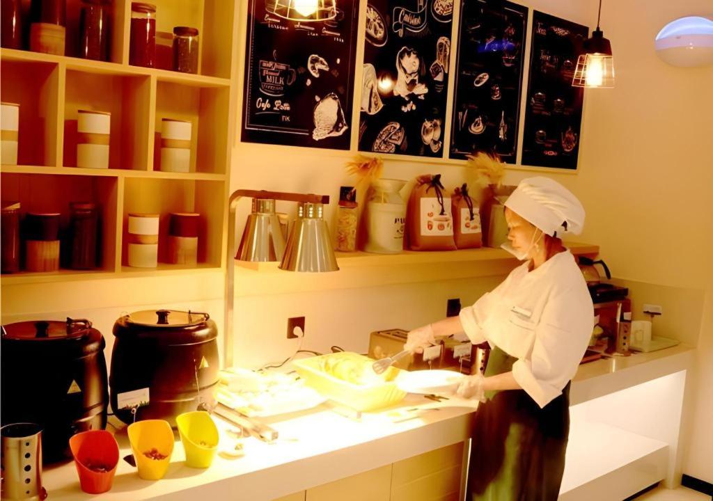 City Comfort Inn Huangshi Bei Station 35/40