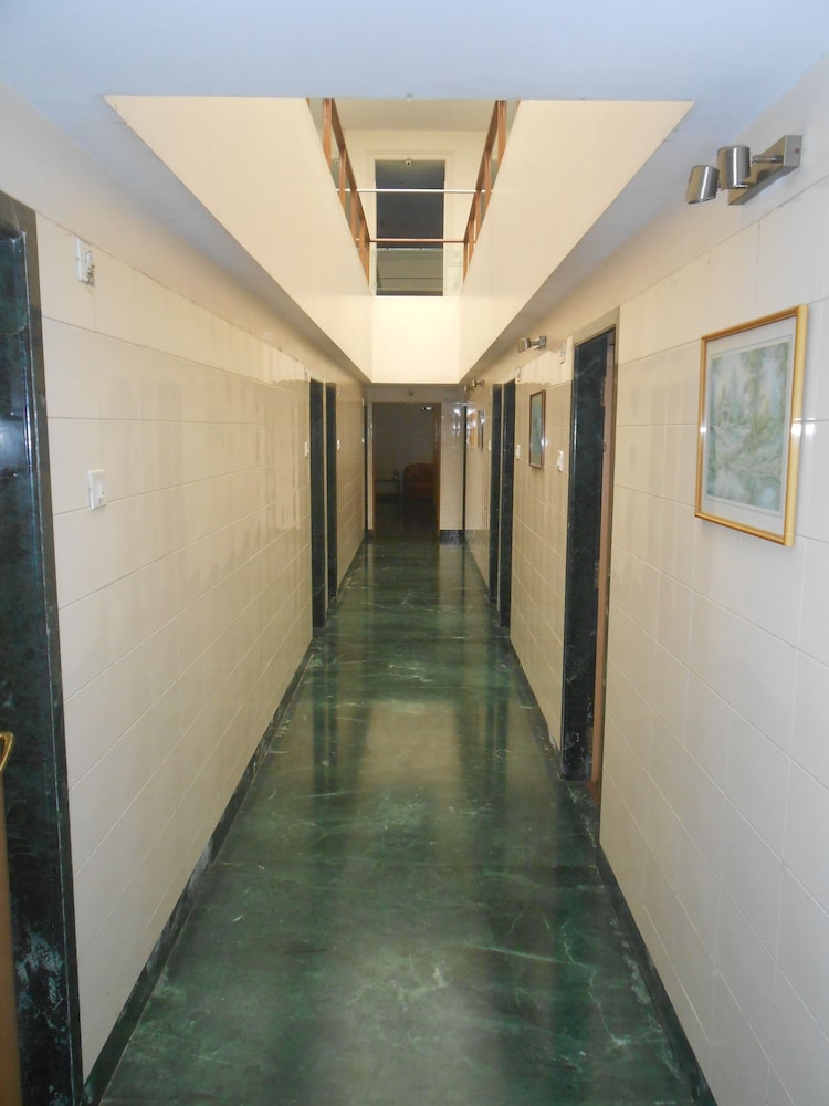 Hotel Pooja International 10/38