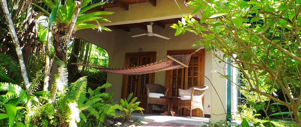 The Falls Resort at Manuel Antonio 1/70