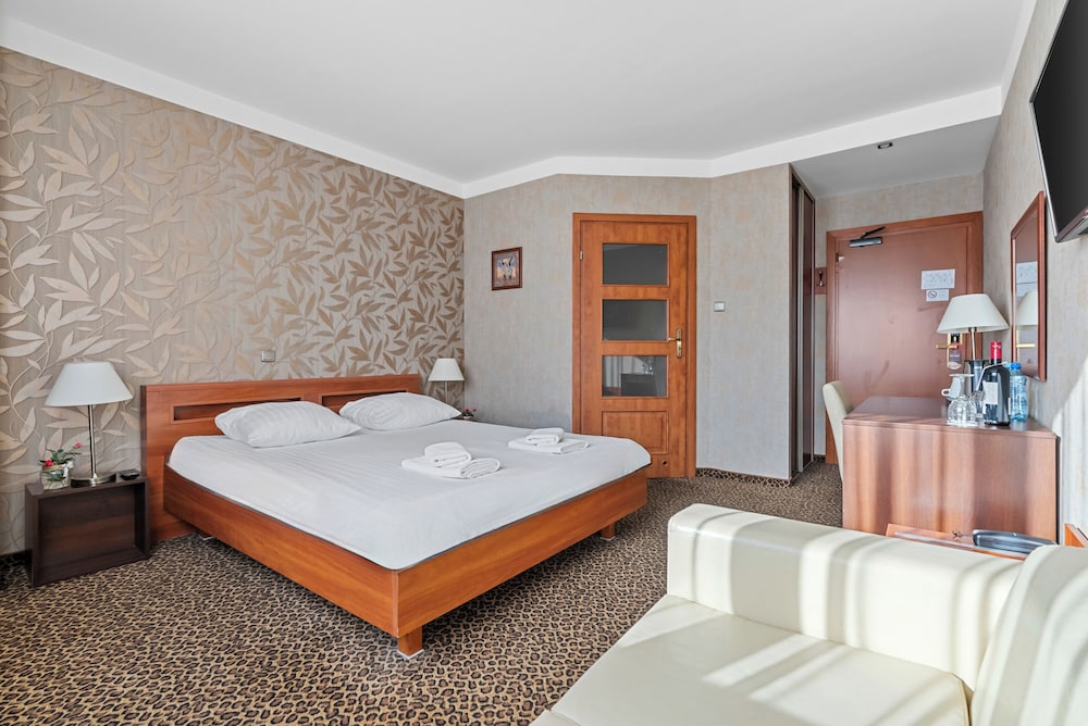 Hotel Diament Vacanza 18/48