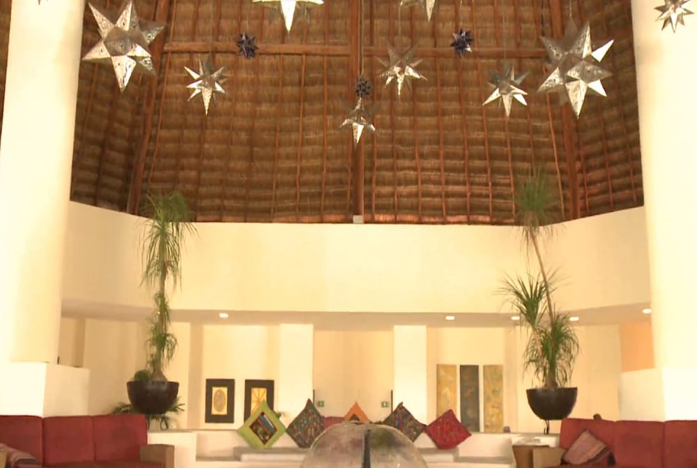 Bluebay Grand Esmeralda All Inclusive 8/50