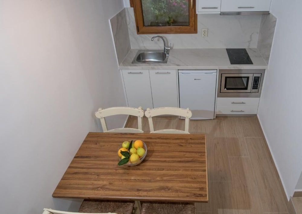Ida Village Apartments I and II 20/34