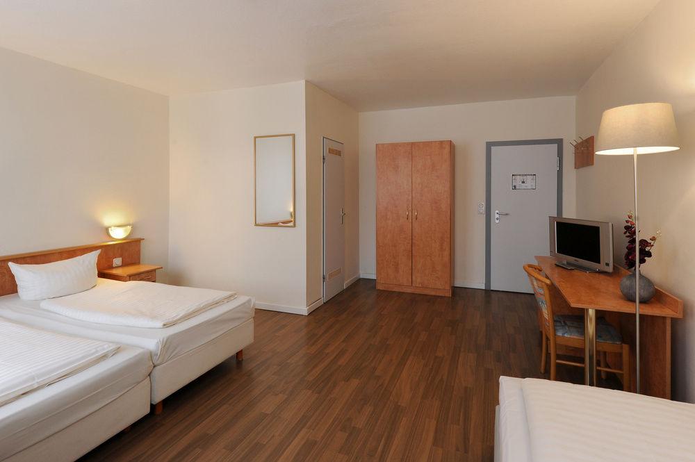 Fair Hotel Europaallee 11/51
