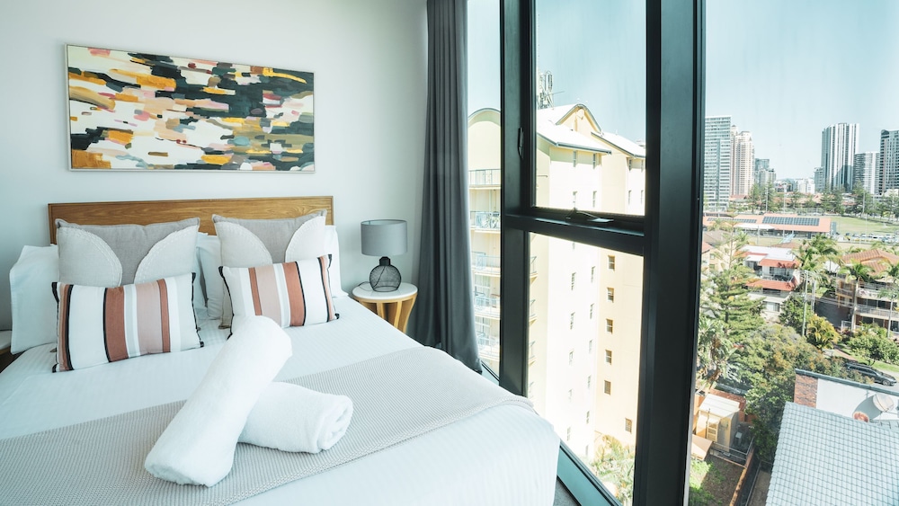 Vue Broadbeach 15/49