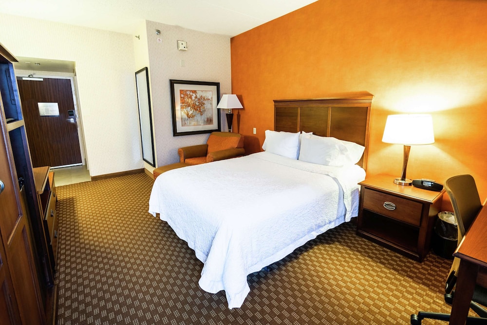 Hampton Inn York 19/53