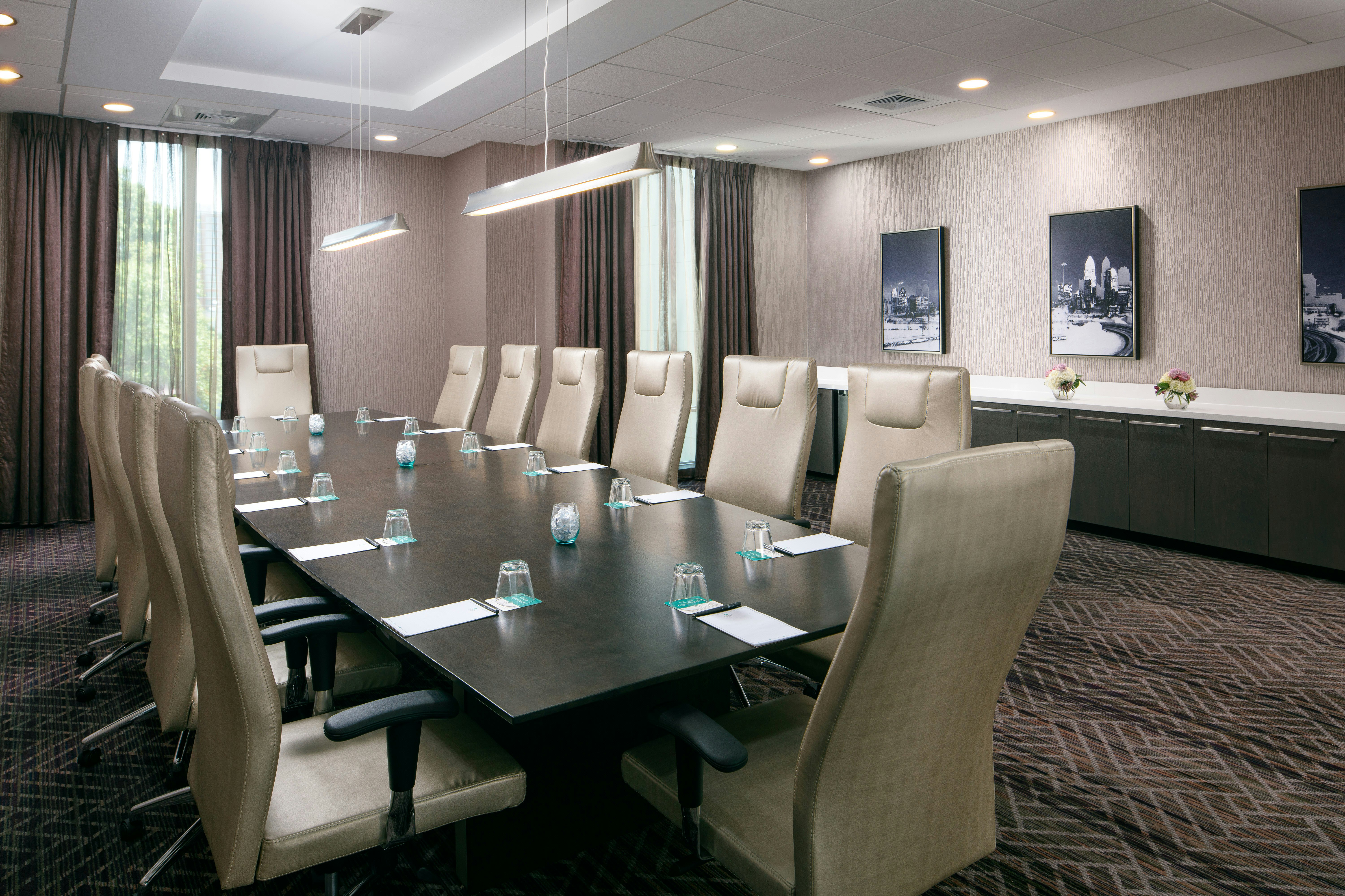 Embassy Suites By Hilton Charlotte Uptown 63/67