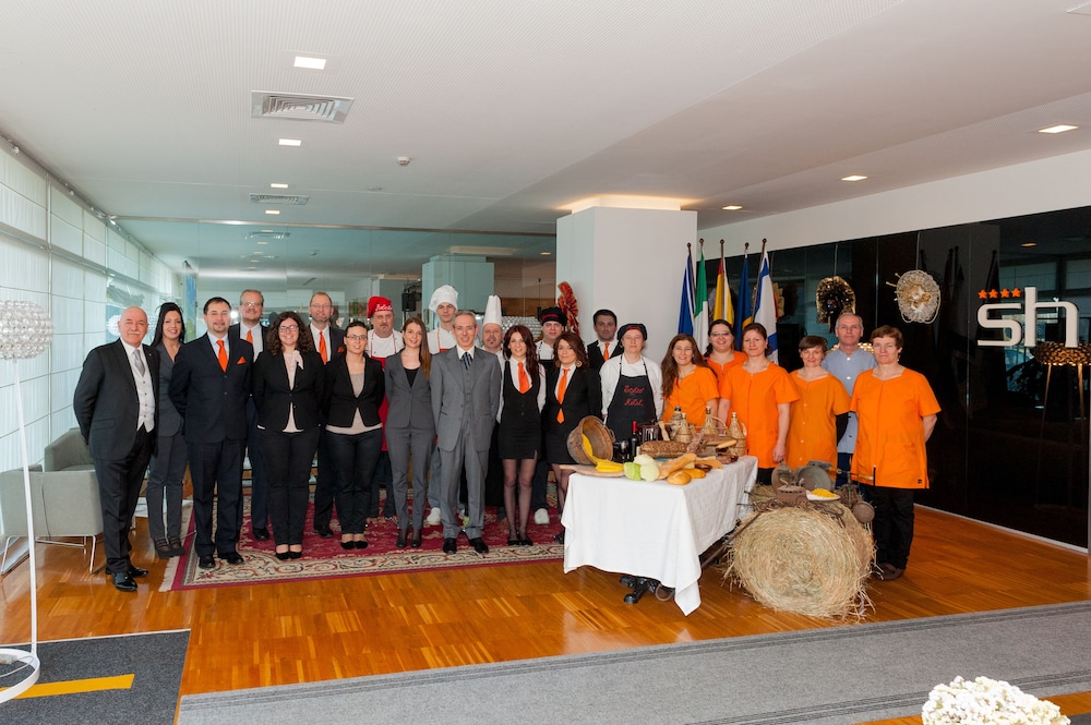 Schio Hotel 7/40