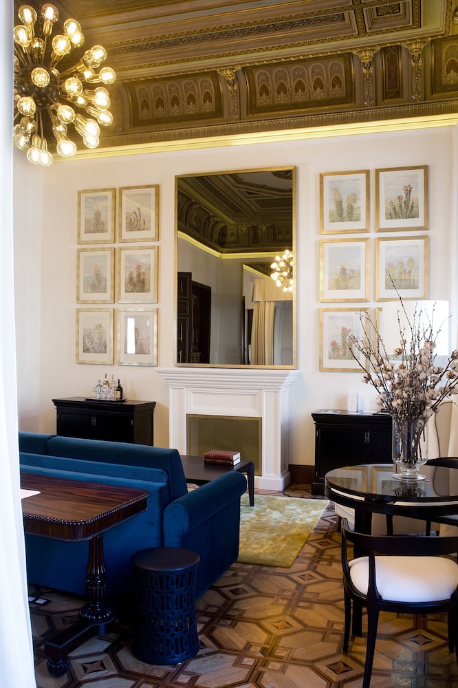 Cotton House Hotel Autograph Collection 39/61