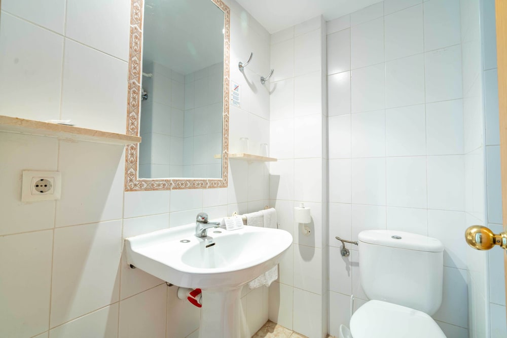 Houm Nets Hotel - Adults Only 63/66