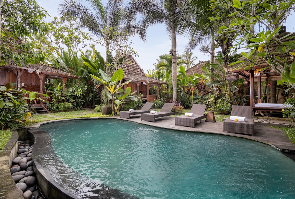 Madani Antique Villas 5/70