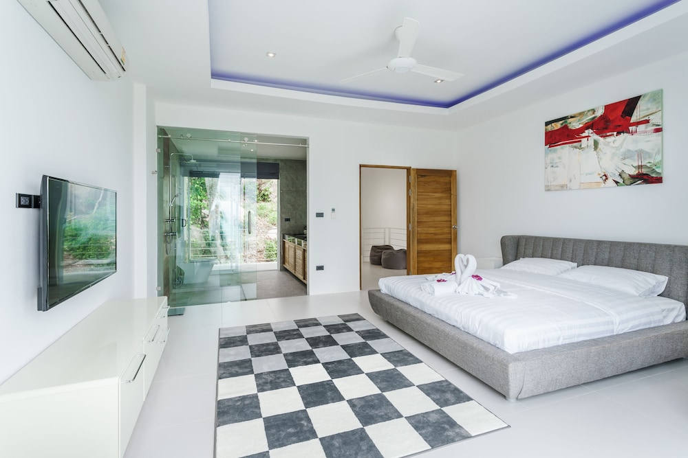 Villa Melo 4/100