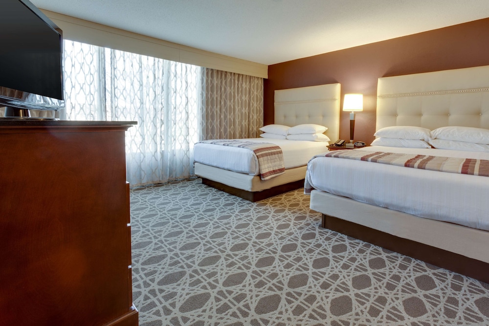 Drury Inn Suites Kansas City Overland Park 7/49