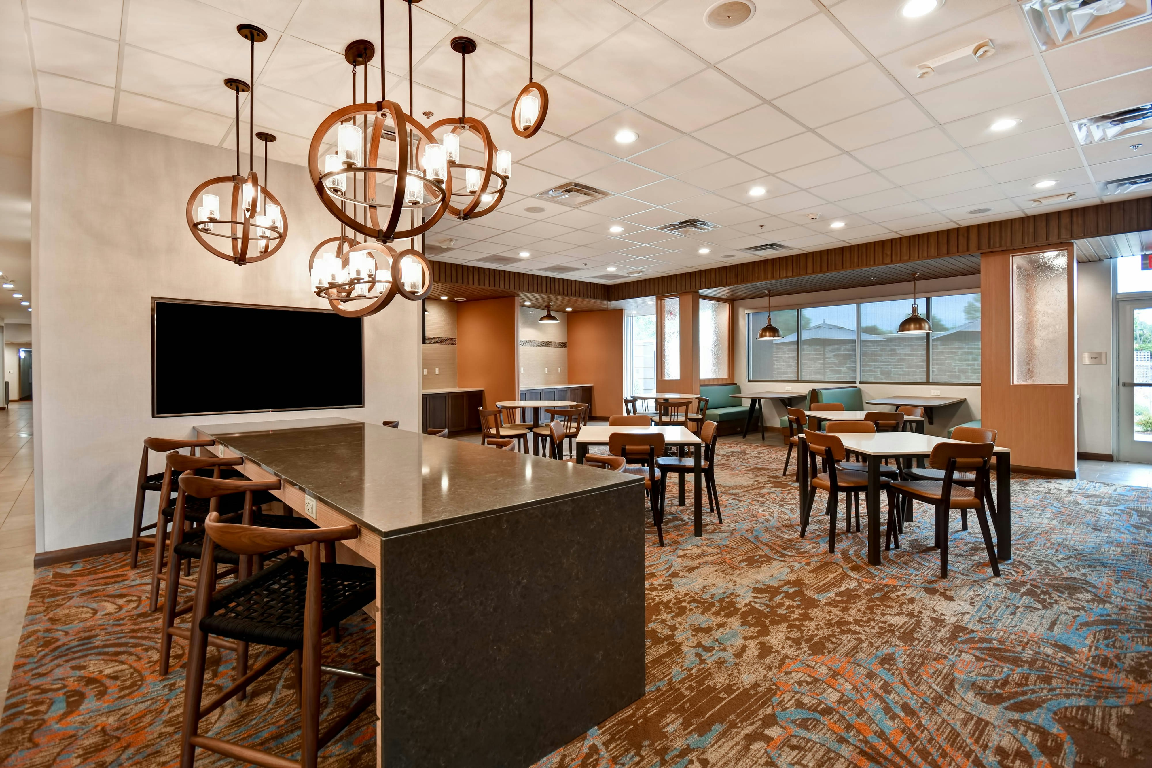 Fairfield Inn & Suites By Marriott Milwaukee North 15/16