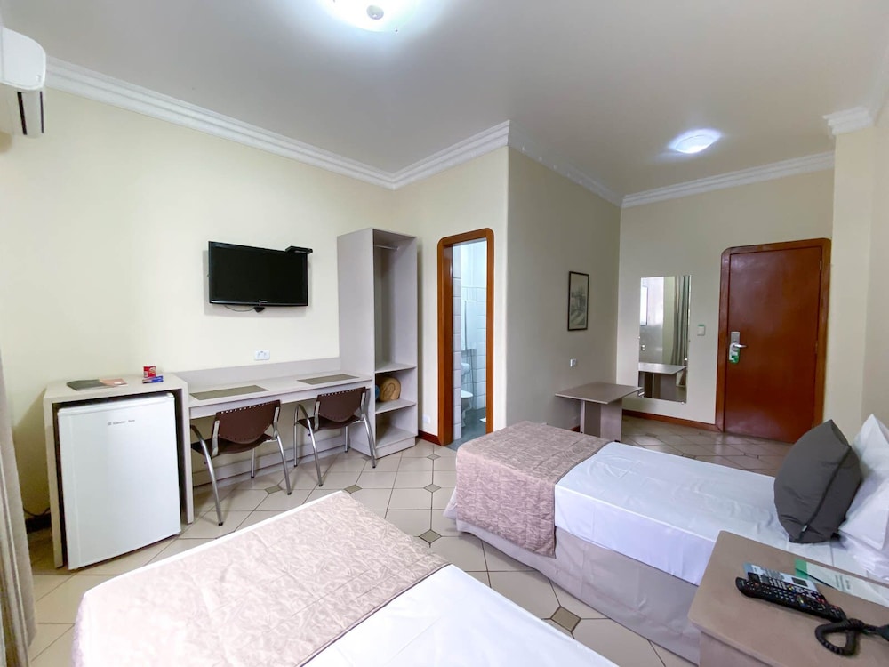 Umuarama Plaza Hotel 12/60