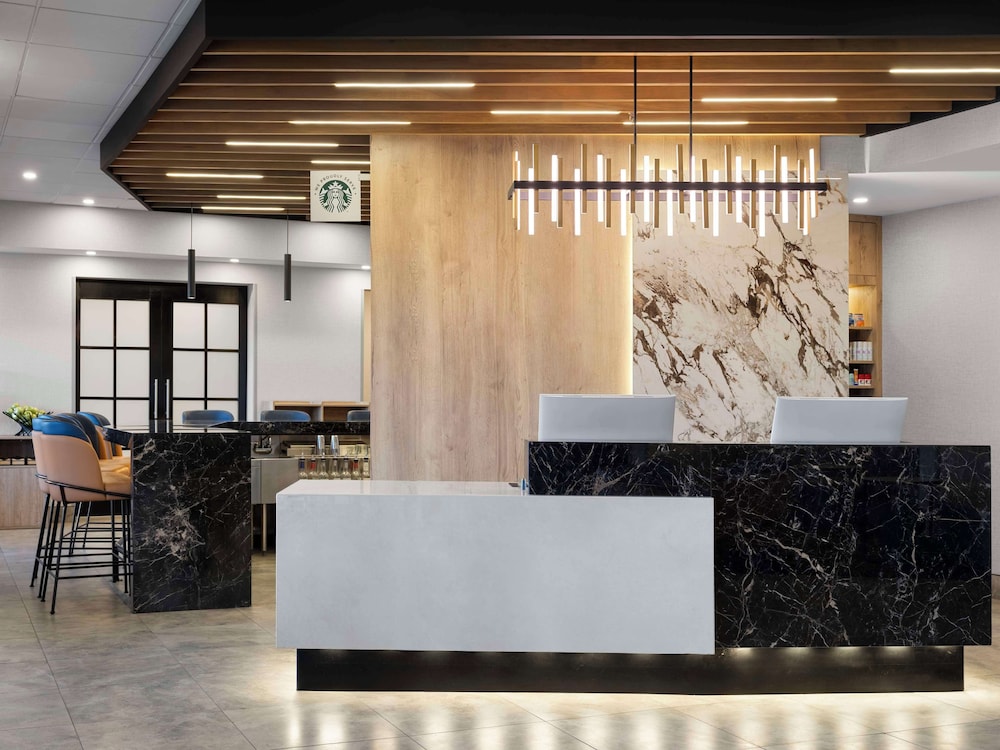 Hyatt Place Kansas City/Overland Park/Metcalf 14/64