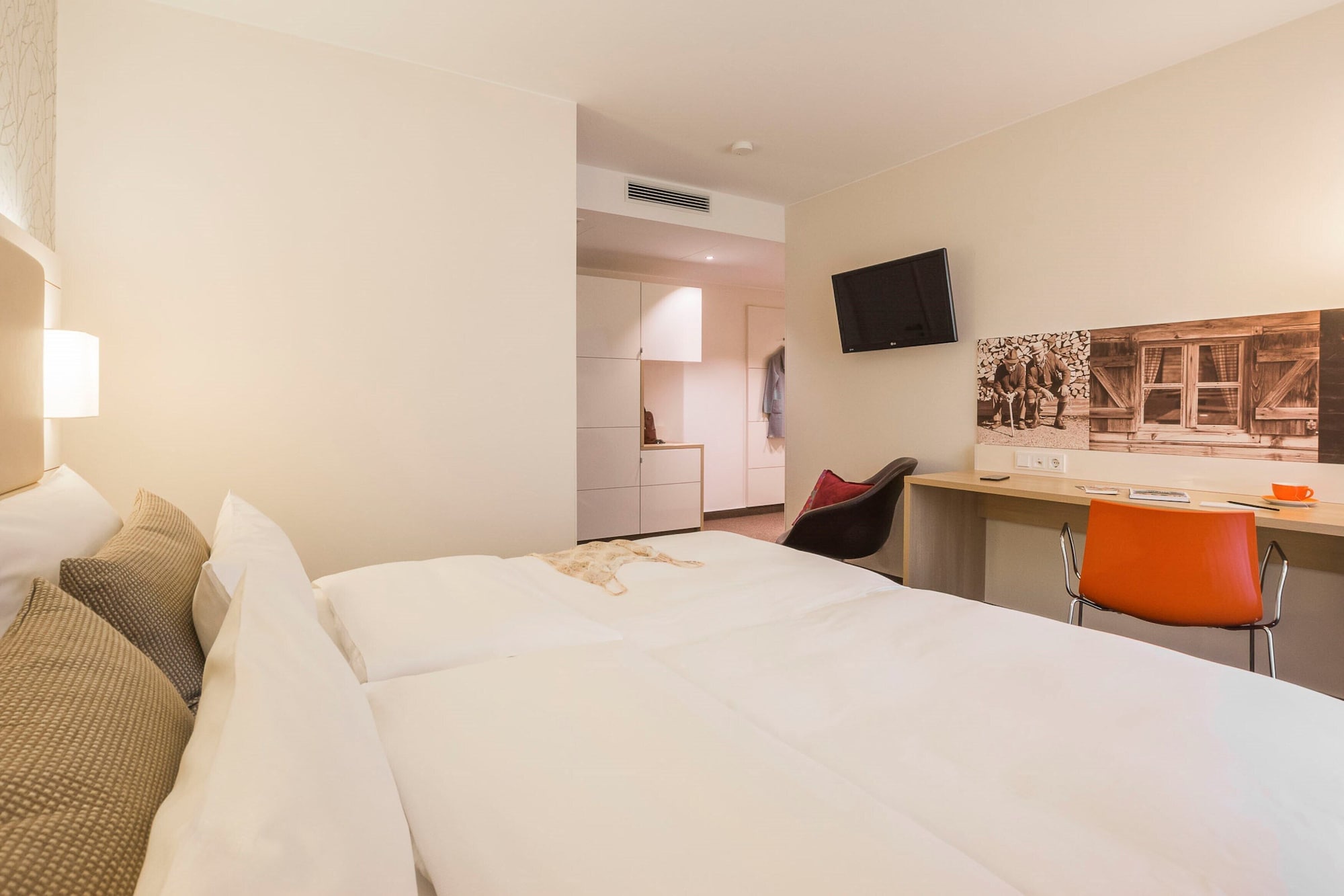 COMFORT, DOUBLE BED, GARDEN SIDE