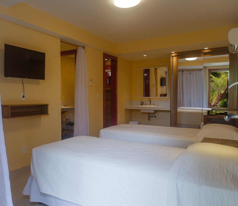 غرفة سوبيريور ثلاثية بسرير كوين وسرير فردي، Hotel La Foret 2/4