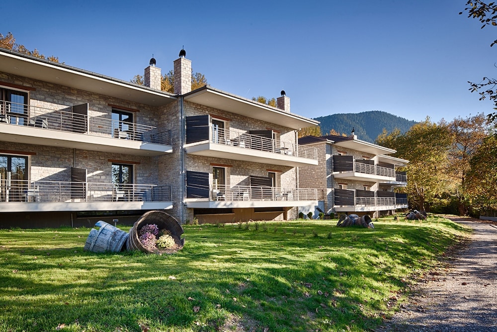 Oniropetra Boutique Hotel 5/75