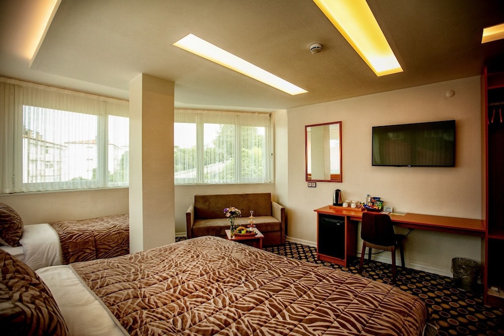 The North Hotel 20/65