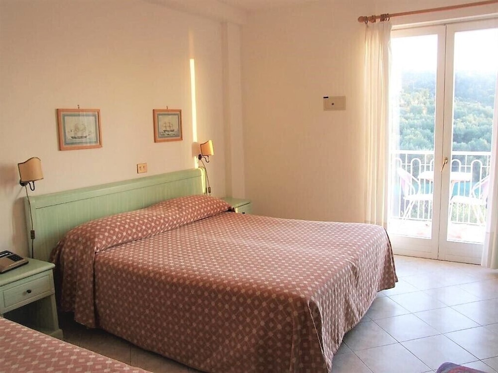 Hotel Dania 28/71
