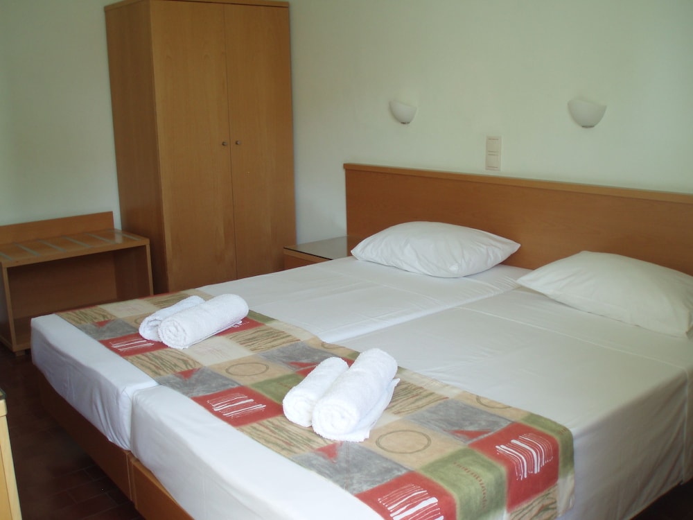 Nafsika Hotel 9/39