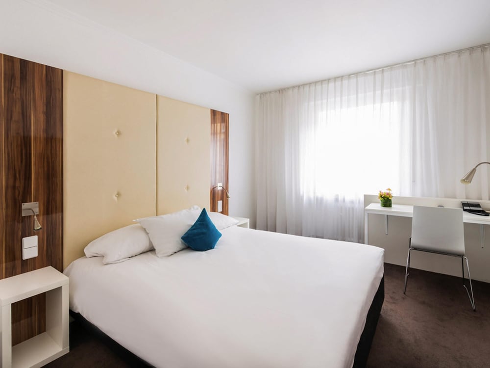STANDARD, DOUBLE BED