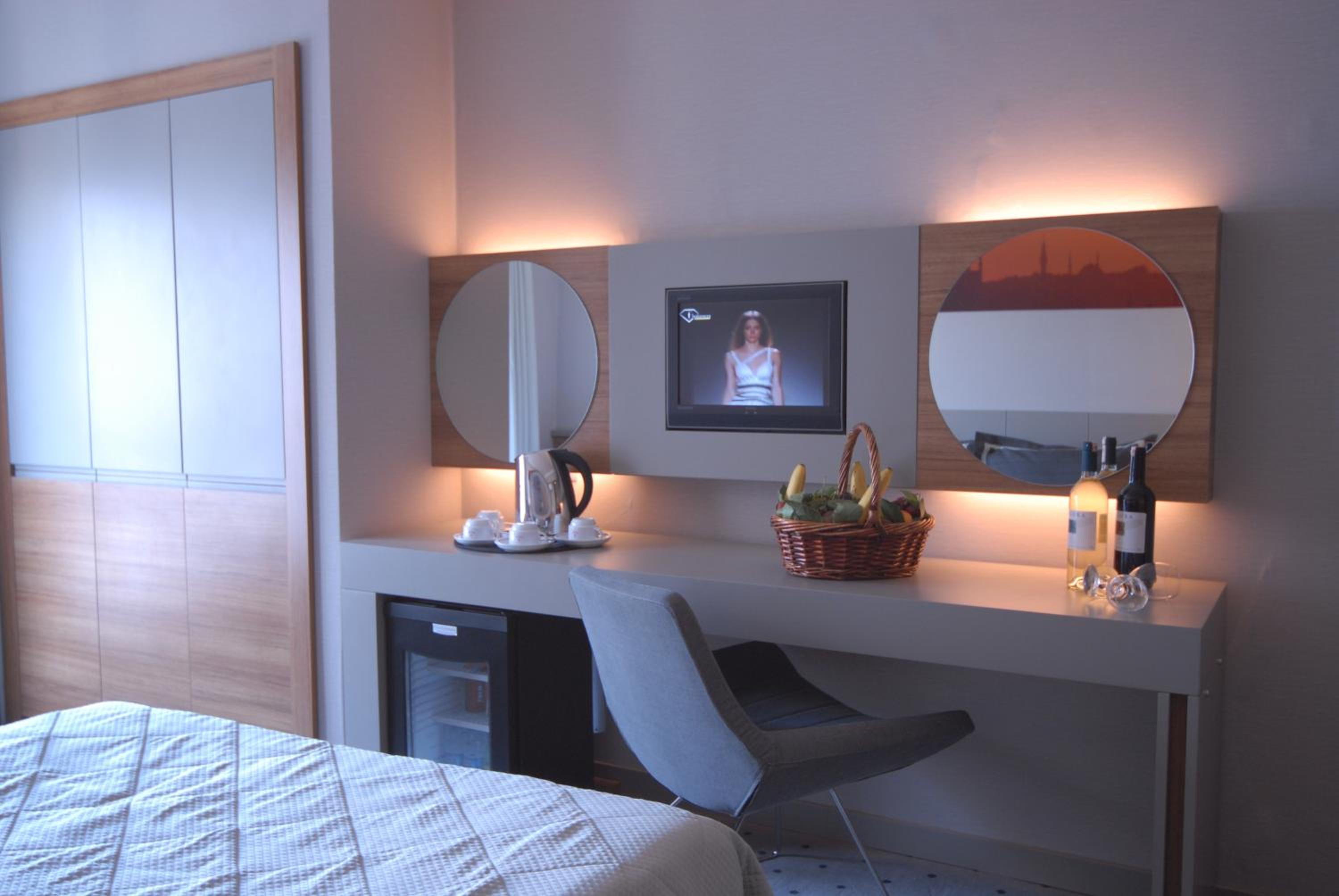 rooms